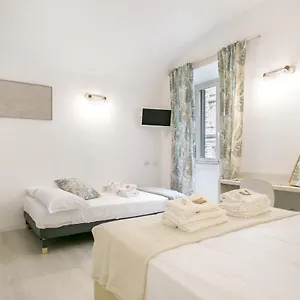 Bed & Breakfast White Candia, Rome