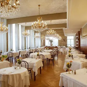 Hotel Cristallino & Suites ****